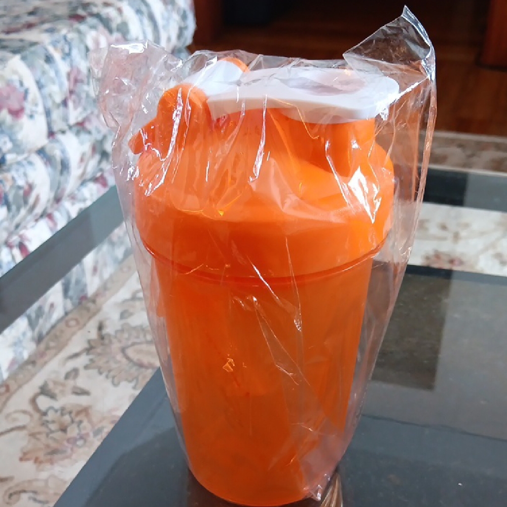 SHAKER BOTTLE